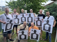 AK-47 / Scorpion + 2 Guns / 33 Bullets